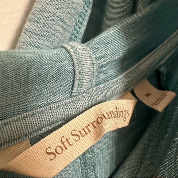 Soft Surroundings Aqua Heathered Relaxed Fit Hooded Pull Over Size Medium - Picture 5 of 8